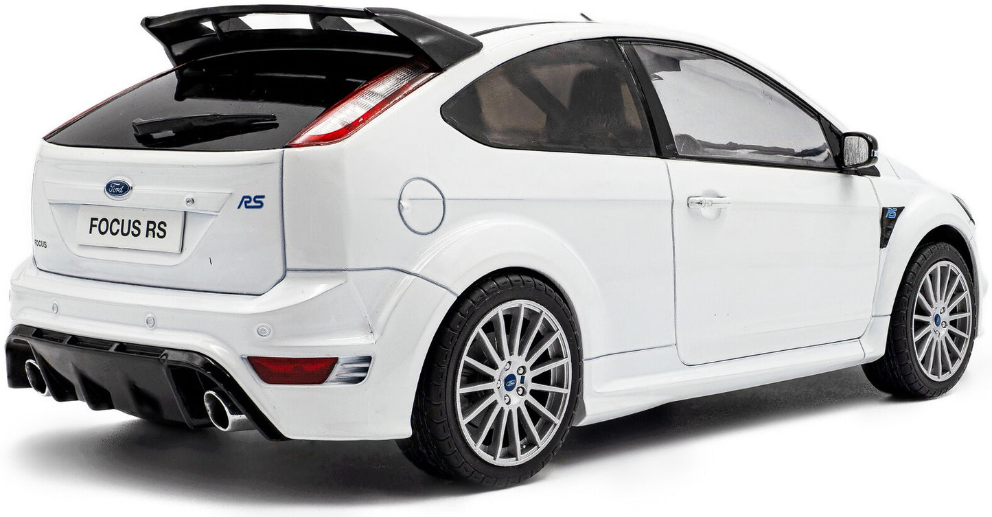 Available to Order – Ford Focus RS MK2 - Frozen White Metallic 2009 1:18 (SOL 1813102)