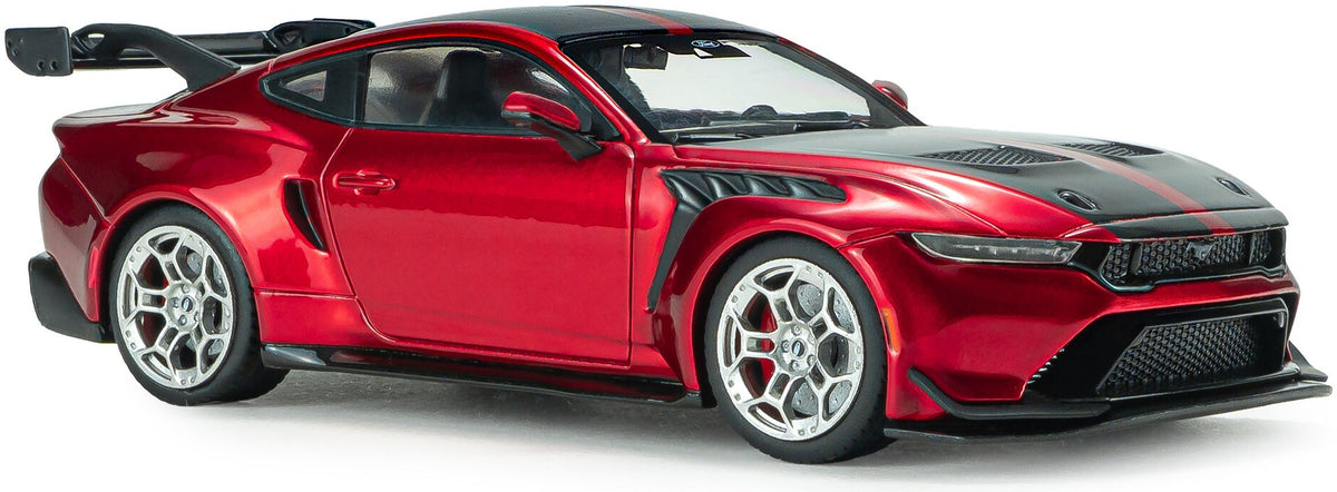 Ford Mustang GTD Molten Magenta Metallic Tri-Coat 2025 1:43 Solido Model (view 6)