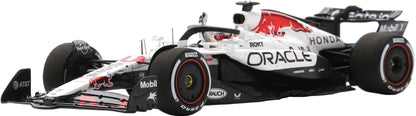Red Bull Racing RB21 #1 Oracle 1st Japan GP 2025 Max Verstappen w/Pit Board 1:43 Spark Model (view 6)