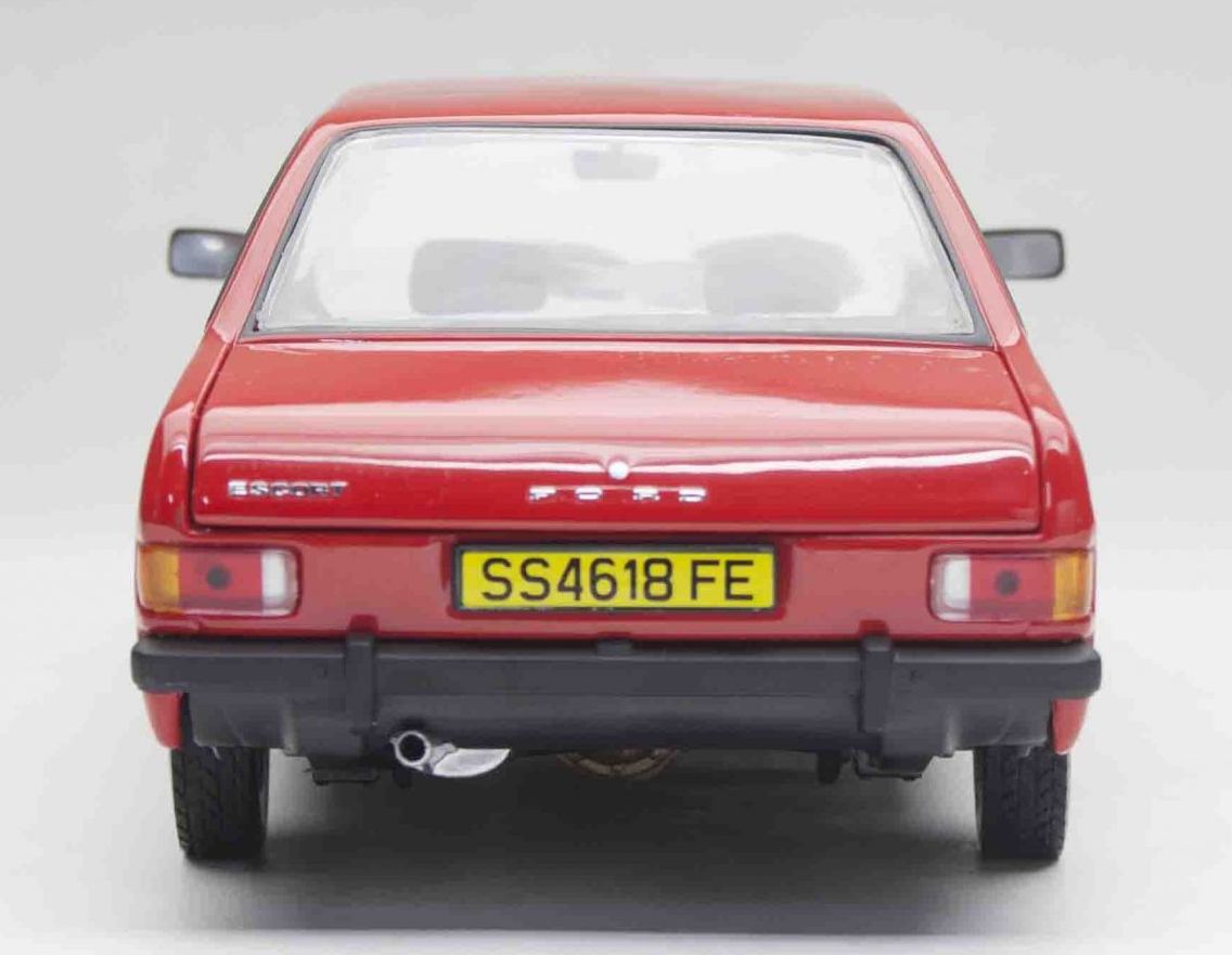 Available To Order – Ford Escort MKII Sport Red 1975 1:18 (SUN H4618)