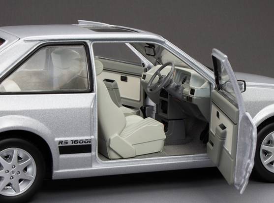 Available To Order – Ford Escort RS1600i 1984 Strato Silver RHD UK Exclusive - Limited Edition 360pcs 1:18 (SUN H4998R)