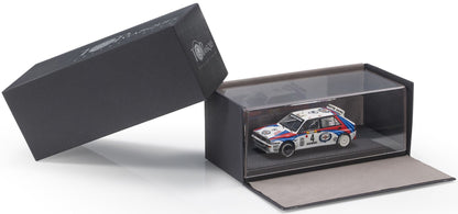 Lancia Delta MC Rallye Car 1992 Didier Auriol/Bernard Occelli #4 1:43 – diecast model (view 2)