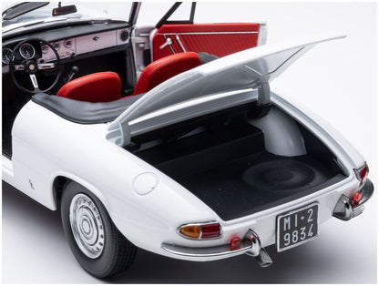Available To Order – Alfa Romeo 1600 Duetto Spider 1966 Bianco Farina White 1:18 (TOU 18120004)