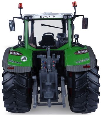 Fendt 724 Vario Nature Green 1:32 Universal Hobbies Model (view 2)