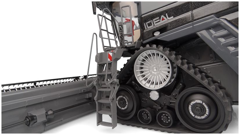 Available to Order – Massey Ferguson Ideal 9T Combine 1:32 (UNI 6623)