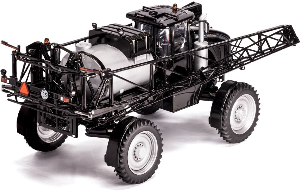 Available To Order – Challenger RoGator 1100B Sprayer 'Black Beauty' 1:32 (USK 10624)