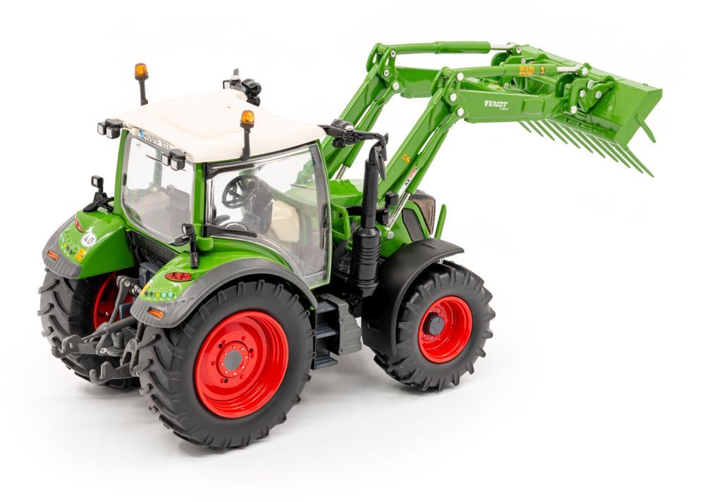 Available To Order – Fendt 313 Vario FL Front Loader 1:32 (USK 10641)