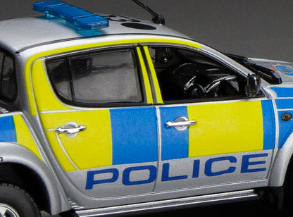 Mitsubishi L200 Gloucestershire Police Dept (Limited Edition 399pcs) 1:43 – diecast model (view 3)