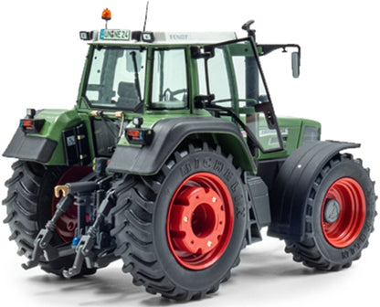 Fendt Favorit 926 Vario (1 Gen) 1:32 Weise Model (view 2)