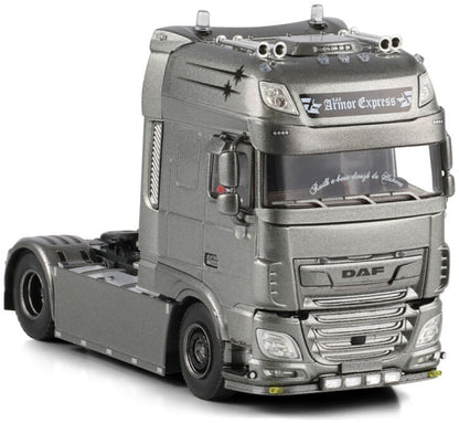 Available To Order – DAF XF Super Space Cab MY2017 4x2 Armor Express 1:50 (WSI 01-5049)