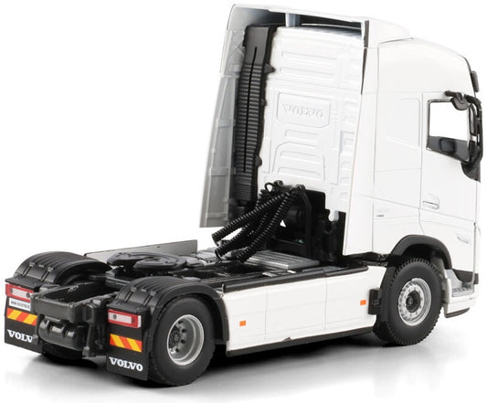 Volvo FH5 MY2024 Globetrotter 4x2 1:50 WSI Models Model (view 2)