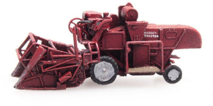 Available To Order – Combine MF 830 1:220 Ready-Made, Painted Z (ATT 322018)