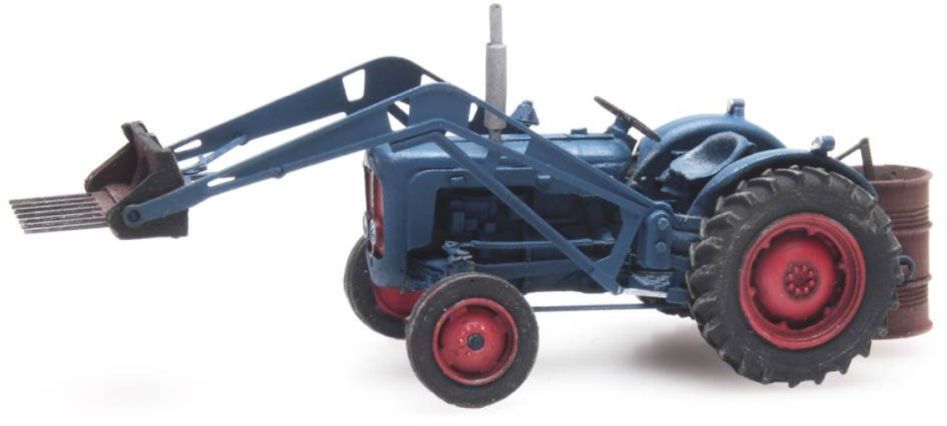 Available to Order – Tractor Ford With Frontloader 1:87 Ready-Made, Painted 1:87 (ATT 387313)