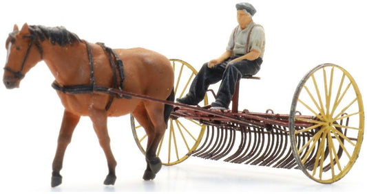 Hay rake w/Horse + Figure Ready-Made, Painted 1:87 Artitec Model