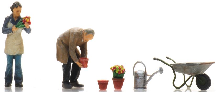 Available To Order – Florists w/Garden Tools (3x) Ready-Made Figures 1:160 Artitec Model (ATT 5160022)