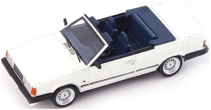 Available to Order – Volvo 760 GLE Mellberg White 1:43 (AVE 60134)