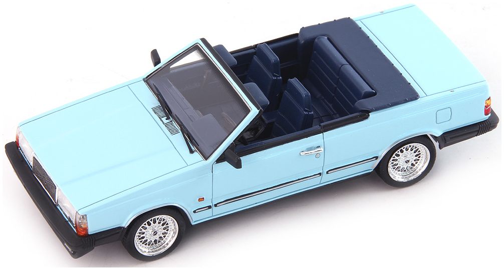 Available to Order – Volvo 760 GLE Mellberg Light Blue 1:43 (AVE 60135)