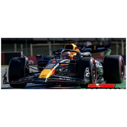 PRE ORDER STOCKS DUE DECEMBER 2025 / JANUARY 2026 1/24 BURAGO BG28060V RED BULL RB20 NO.1 MAX VERSTAPPEN 2024 WITH FIGURE