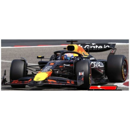 PRE ORDER STOCKS DUE DECEMBER 2025 / JANUARY 2026 1:43 BURAGO BG38233V RED BULL RB21 NO.1 MAX VERSTAPPEN 2025