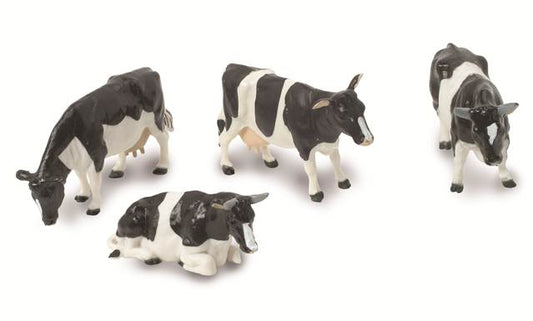 Friesian Cattle 1:32 Britians Farm Model
