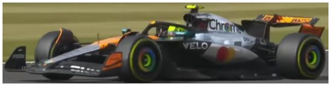 McLaren F1 MCL39 #4 Winner Silverstone British GP 2025 Lando Norris w/Driver/Case 1:43 Bburago Model