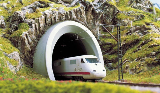 Ice Portal Single HO Busch Model