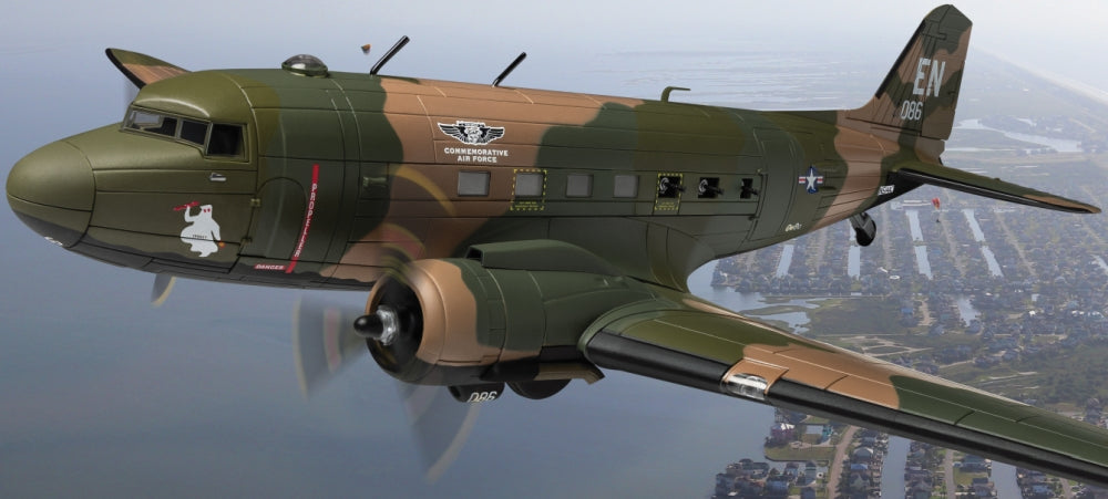 Douglas AC-47 Gunship 'Spooky 086' Commemorative Air Force 1:72 Corgi Model