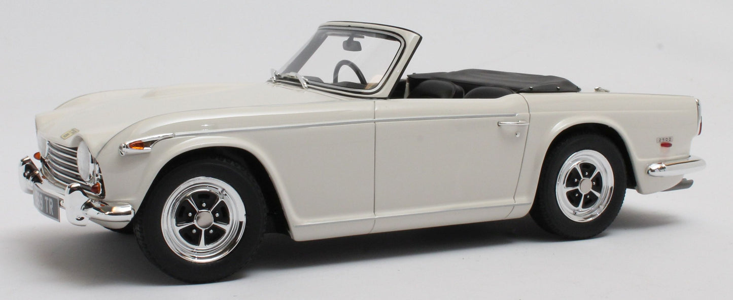 Available To Order – Triumph TR5 P.I. White 1967-1968 1:18 (CUL CML069-4)