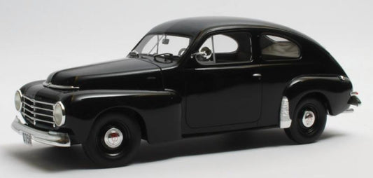 Available To Order – Volvo PV444 Black 1952 1:18 (CUL CML118-1)