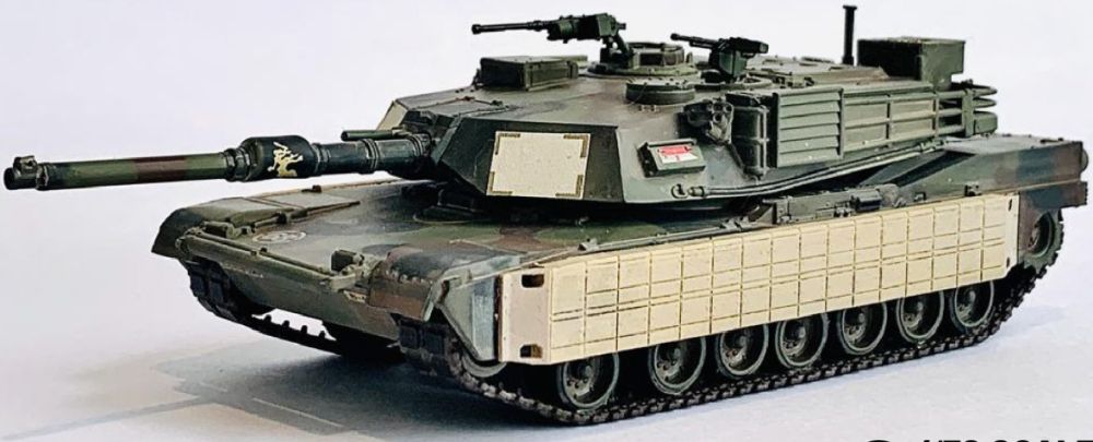 Available to Order – M1A1 AIM TUSK 1-4 Cav 'Quarterhorse' 1st Infantry Div. Iraq 2004 1:72 (DR 63033)