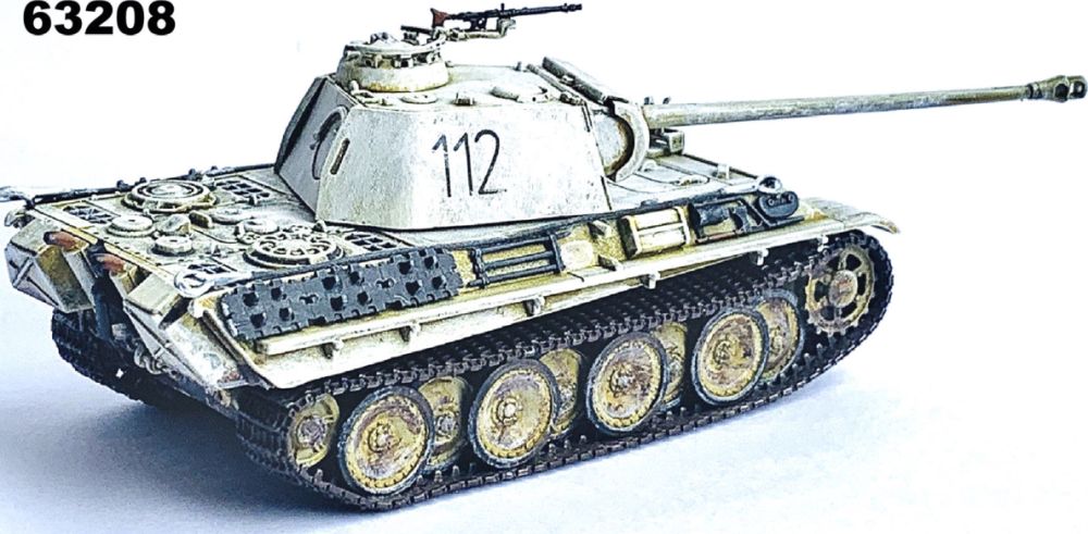 Available To Order – Sd.Kfz.171 Panther Ausf.G Early Production East Prussia 1945 1:72 Dragon Armour Model (DR 63208)