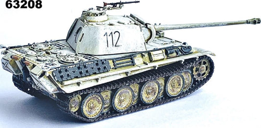 Sd.Kfz.171 Panther Ausf.G Early Production East Prussia 1945 1:72 Dragon Armour Model