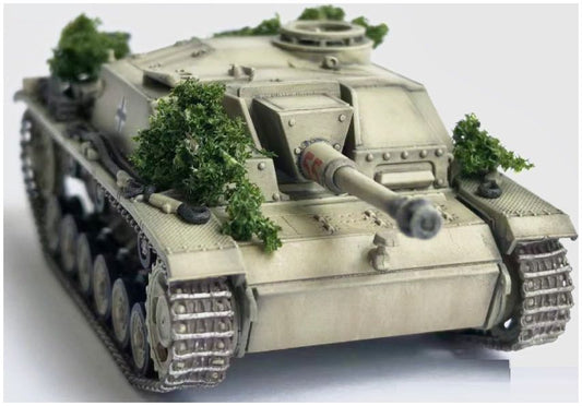 StuH.42 Ausf.G 10.5cm (Bush Camouflage) Pz.Reg. Herman Goring Italy 1944 1:72 Dragon Armour Model