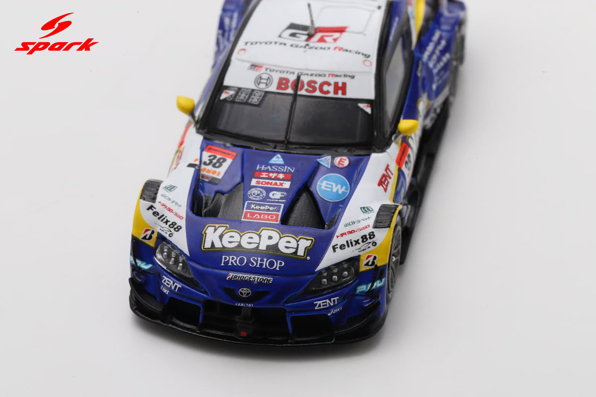KeePer Cerumo GR Supra TGR Team KeePer Cerumo #38 GT500 Super GT 2025 Ishiura/Oyu 1:64 Spark Model (view 9)