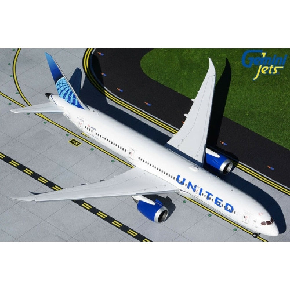 Available to Order – United Airlines B787-9 N61101 100 Years 1:200 Gemini Jets Model (G2UAL1258)