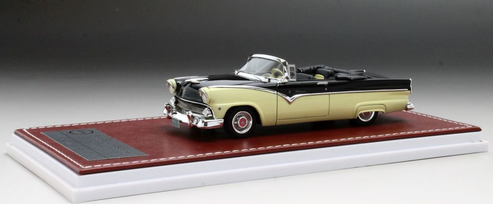 Available to Order – Ford Fairlane Sunliner Yellow/Black 1955 1:43 (GIM 035A)