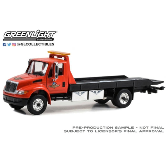THIS ITEM IS AVAILABLE TO ORDER FROM OUR SUPPLIER - 1:64 GREENLIGHT GL30455 INTERNATIONAL DURASTAR 4400 INDIANAPOLIS MOTOR SPEEDWAY WHEEL, WINGS AND FLAG FLATBED TRUCK