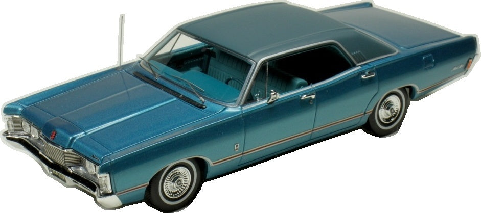 Oldsmobile Starfire w/Continental Kit Royal Glow/Alcan White 1:43 Goldvarg Model