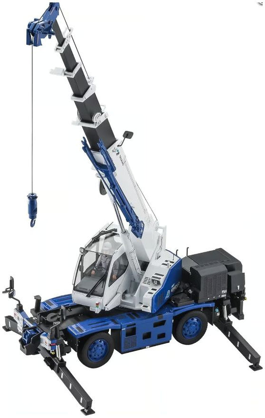 Tadano Rough Terrain Crane GR-130Nl/N Crevo Mini G4 Model Kit 1:35 Hasegawa Model