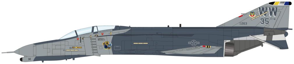 F-4G Wild Weasels 69-7253 561 TFS/35 TFW George AFB 1991 1:72 – diecast model