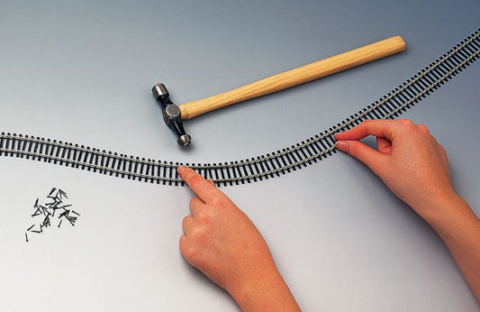 Available To Order – Flexible Track (970mm) 1:76 / H0 / 00 (HOR R621)
