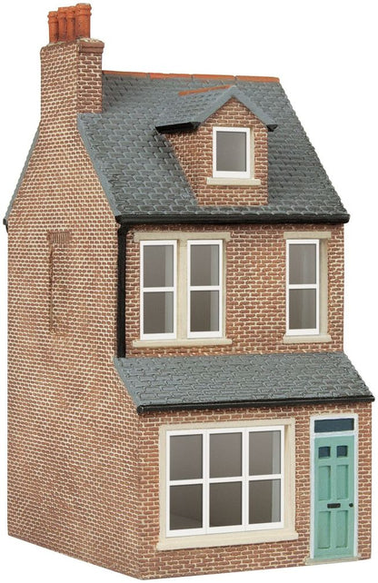 Available To Order – Victorian Terrace House Right Middle 1:76 (HOR R7353)
