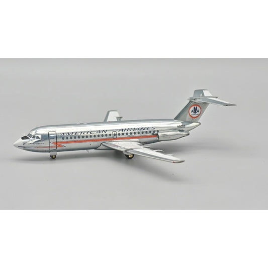 Inflight 200 1:200 AMERICAN AIRLINES BAC 111-401AK ONE-ELEVEN N5025 POLISHED WITH STAND