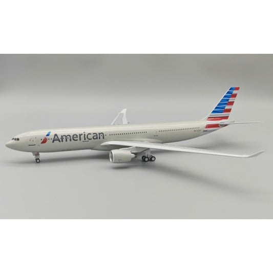 Inflight 200 1:200 AMERICAN AIRLINES AIRBUS A330-323 N278AY WITH STAND
