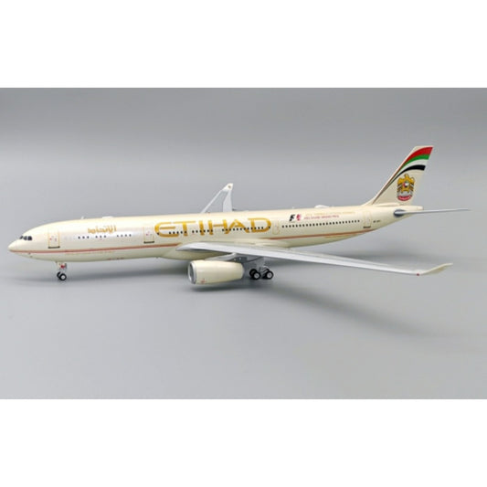 Inflight 200 1:200 ETIHAD AIRWAYS AIRBUS A330-343 A6-AFC F-1 LOGO WITH STAND LIMITED 75 MODELS