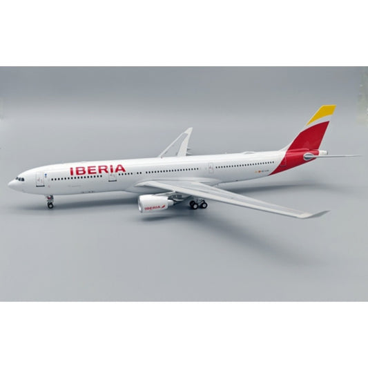 Inflight 200 1:200 IBERIA AIRBUS A330-302 EC-LUX WITH STAND