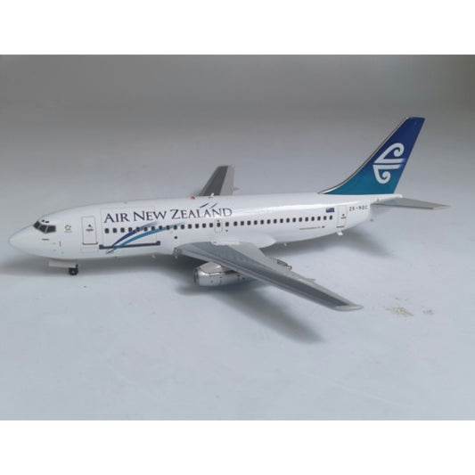 Inflight 200 1:200 AIR NEW ZEALAND BOEING 737-200 ZK-NQC WITH STAND