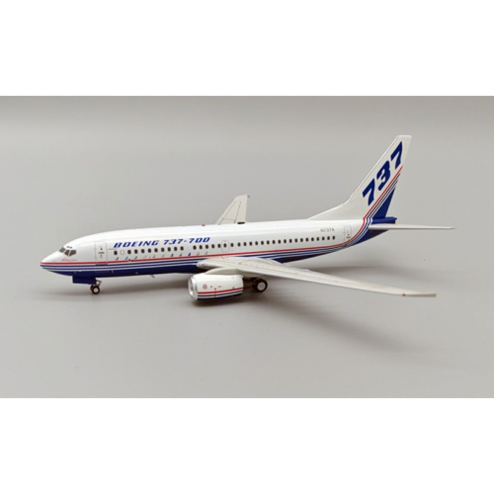 Inflight 200 1:200 BOEING 737-7H4 N737X WITH STAND