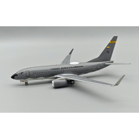 Inflight 200 1:200 COLOMBIA - AIR FORCE BOEING 737-732 FAC1219 WITH STAND