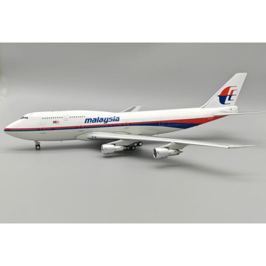 Inflight 200 1:200 MALAYSIA AIRLINES BOEING 747-3H6M 9M-MHK WITH STAND